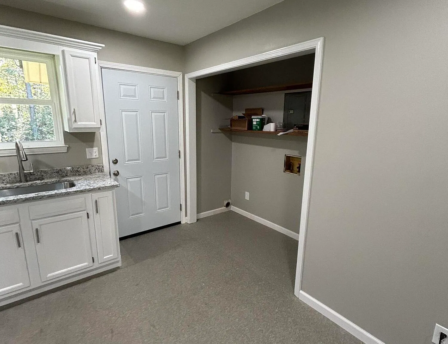 2 bed, 1.0 bath, 700 sqft, $1,000 — Photo 3