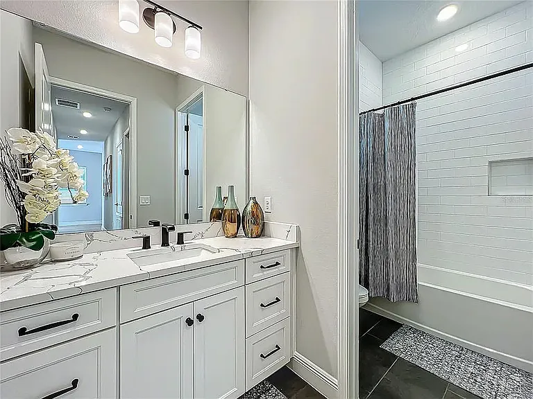 10175 Peebles St — Photo 15