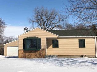 414 3rd St, Washburn, IA 50702