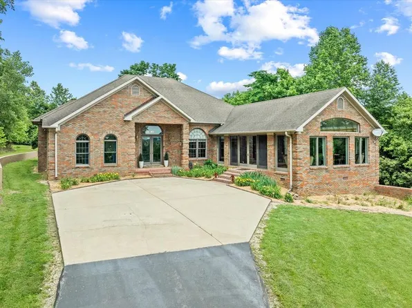 360 Long Hollow Ln, Gainesboro, TN 38562