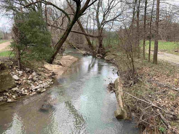 Waterfront Tennessee Waterfront Homes For Sale 3 200 Homes Zillow