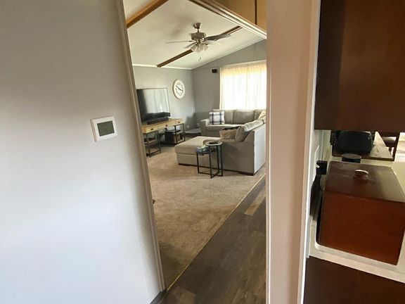 5th image of 4252 Lariat Ln