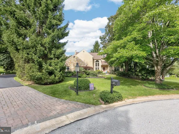 1606 E Glenmont Ln, West Chester, PA 19380