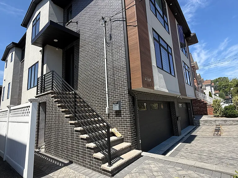 232A E Columbia Ave — Photo 2