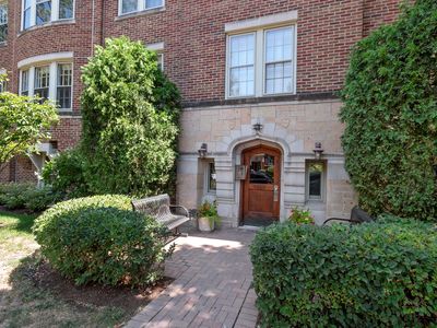 344 S Maple Ave APT 3B, Oak Park, IL, 60302