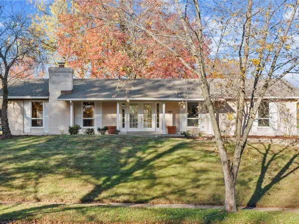 420 Iron Lantern Dr, Ballwin, MO 63011