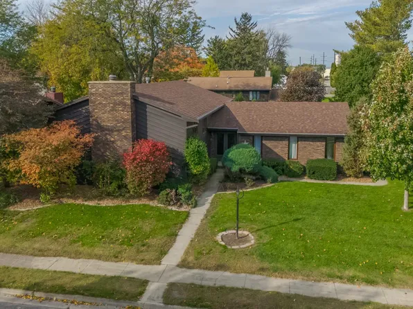 1125 N Dorothy Dr, Pontiac, IL 61764