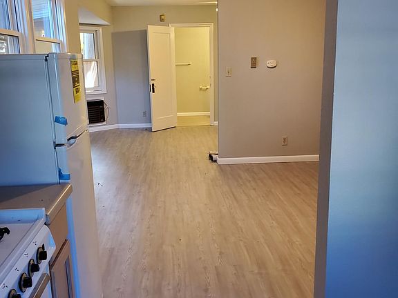 3rd image of 2616 P St APT 1