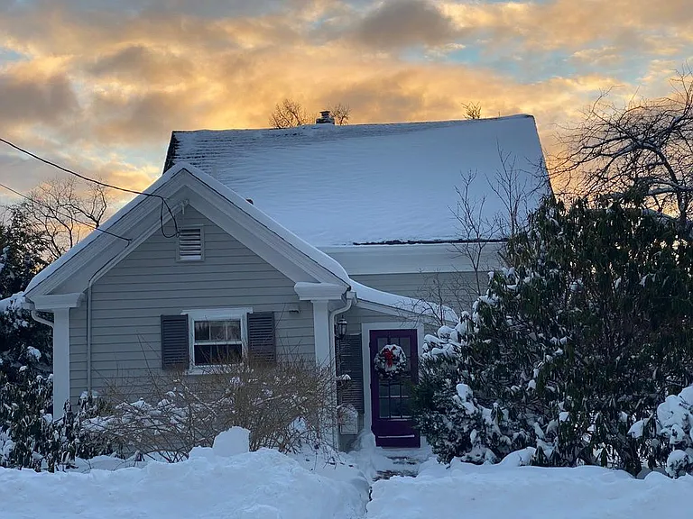 121 Main St — Photo 25