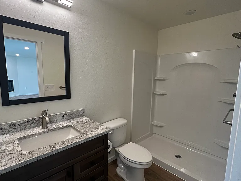 2923 N Harlan Cir #B — Photo 6