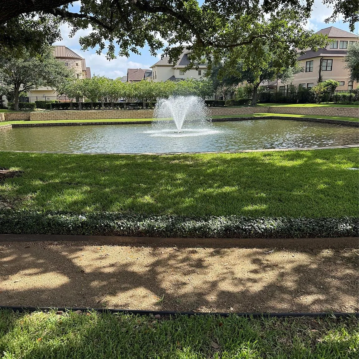 3 bed, 3.5 bath, 3448 sqft, $4,300 — Photo 1
