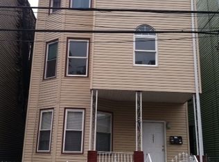 321 S 19th St #2, Newark, NJ 07103