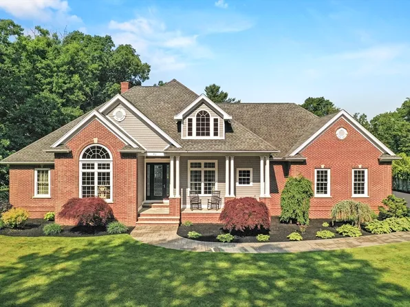 42 High St, Assonet, MA 02702