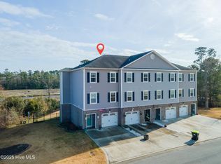 406 Garland Shores Drive, Hubert, NC 28539