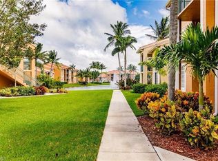 1195 Wildwood Lakes Blvd #6, Naples, FL 34104
