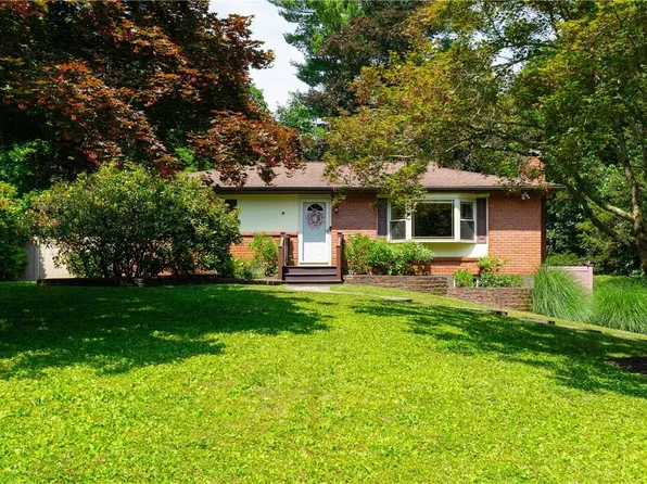 33 King Drive, Poughkeepsie, NY 12603