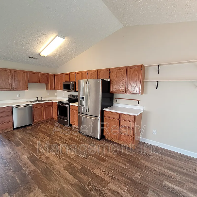 2 bed, 2.0 bath, 1008 sqft, $1,650 — Photo 4
