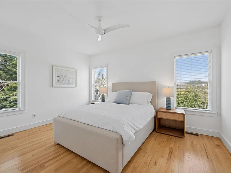 10 Peconic View Ct — Photo 13