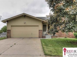 2617 N 129th Cir, Omaha, NE 68164