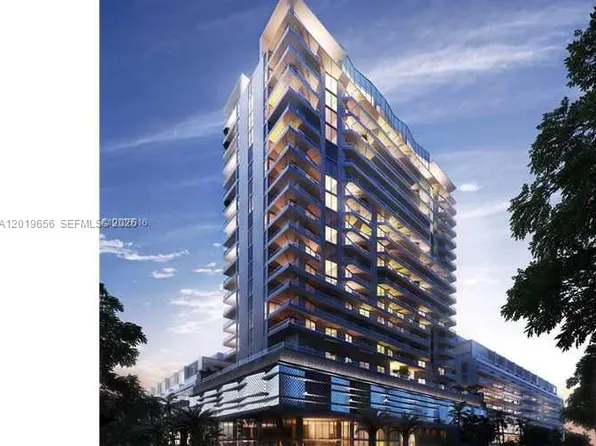 1010 SW 2nd Ave, Miami, FL
