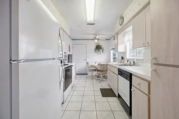 17831 SE 96th Ave — Photo 5