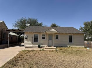 915 Ash St, Canadian, TX 79014