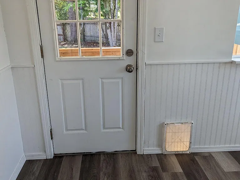 839 Sprig Ct — Photo 3