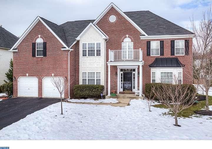 1st image of 31 Pear Dr