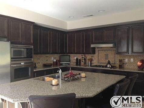 4th image of 29390 Gary Dr