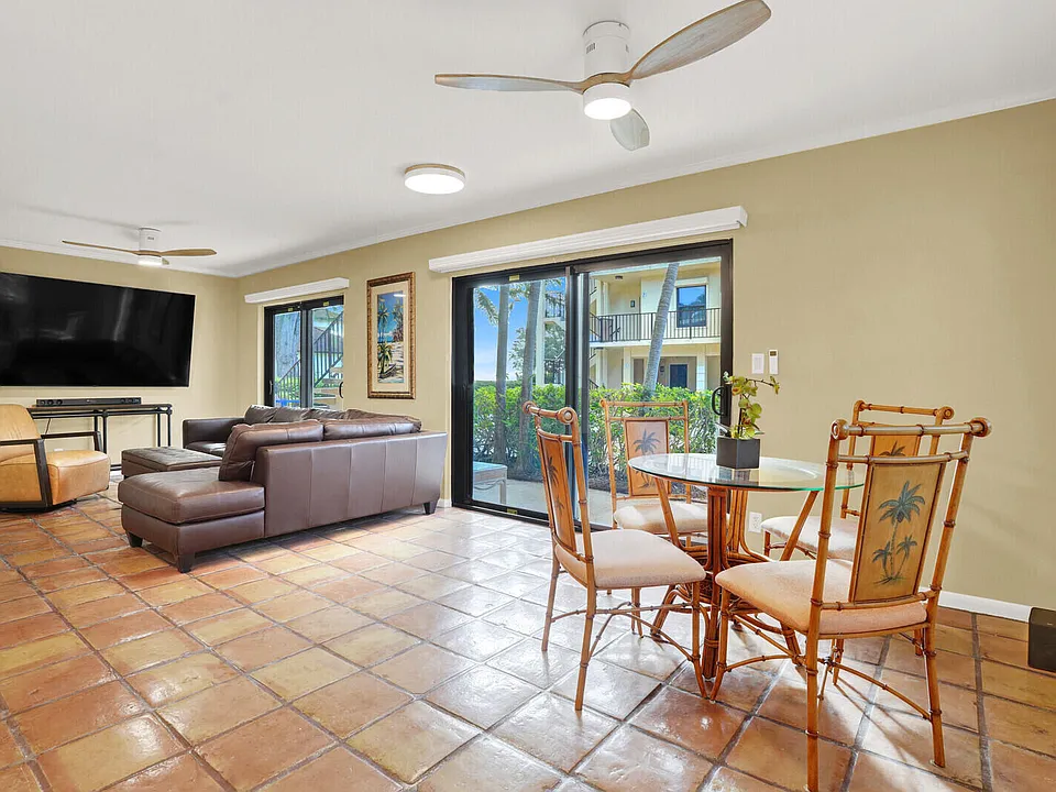 300 Inlet Way #2