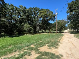 102 Dove Meadow Ln, Boyd, TX 76023