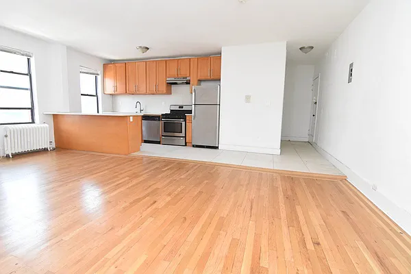 Rented by Bohemia Realty Group | media 10