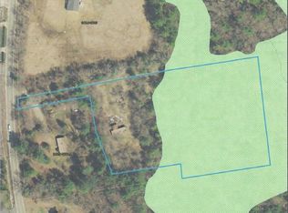 126 Braley Hill Rd, Rochester, MA 02770