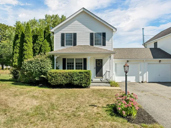 7 Robin Lane, Greenland, NH 03840