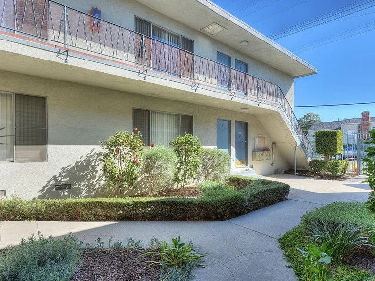 11311 Charnock Rd — Photo 13