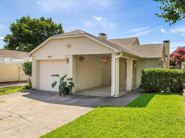 2540 Brook Hollow Ct, Mesquite, TX 75150