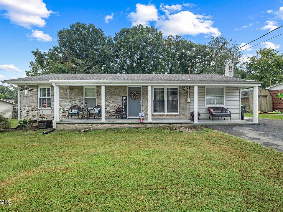 1st image of 829 Alma Ln