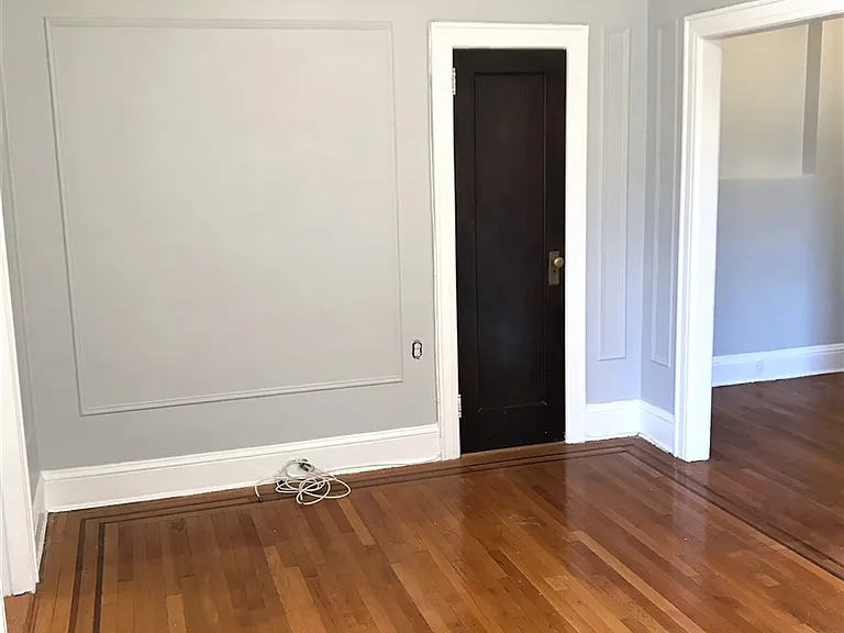 24-46 38th St #1R — Photo 15