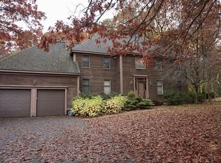 37 Larcridge Ln, Ashland, MA 01721