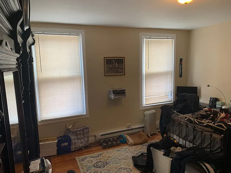 890 N 23rd St — Photo 4