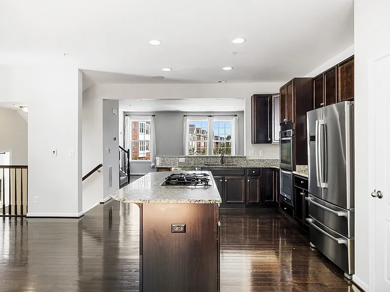 4901 Forest Pines Dr — Photo 11