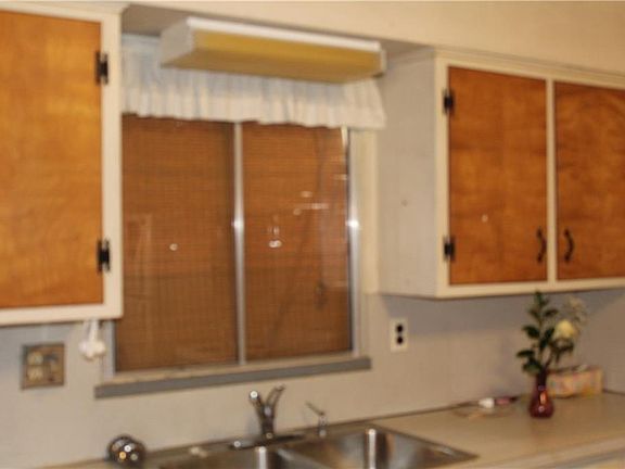 4th image of 3224 Wonderview Dr