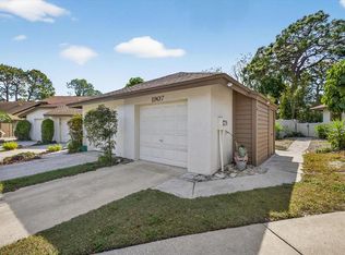 1907 Bayshore Ct, Safety Harbor, FL 34695