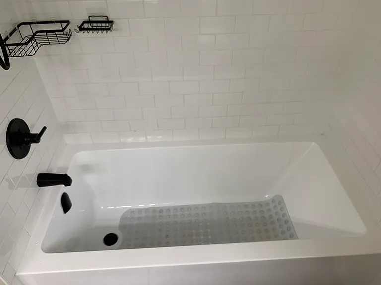 Upstairs bathroom-soaker tub