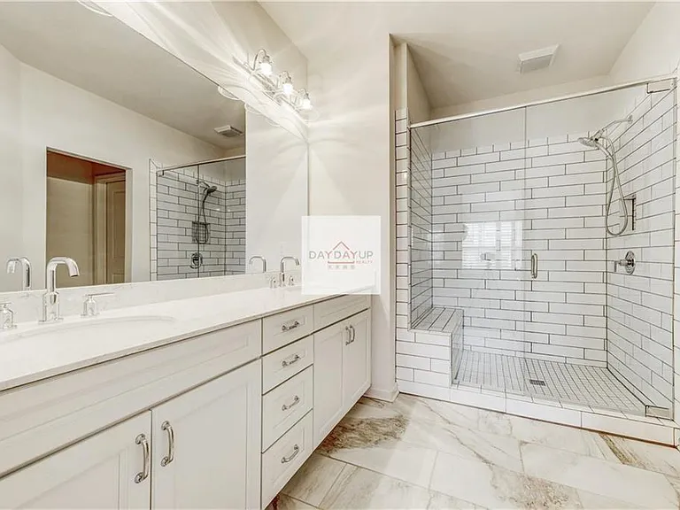 16 Lochurst Ln — Photo 14