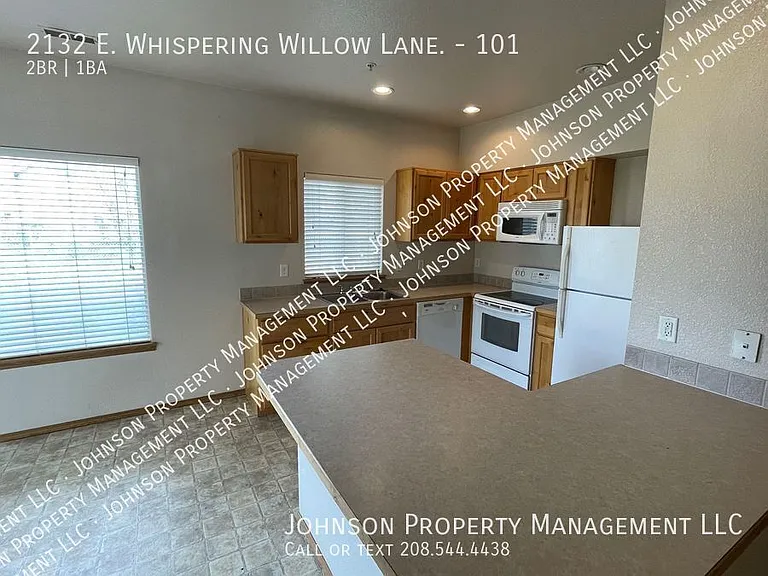 2132 E Whispering Willow Ln #101 — Photo 2