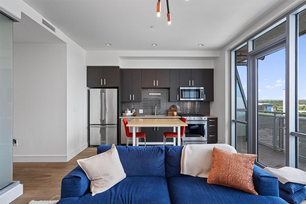Apartment in Austin, Seaholm, Travis - View 5