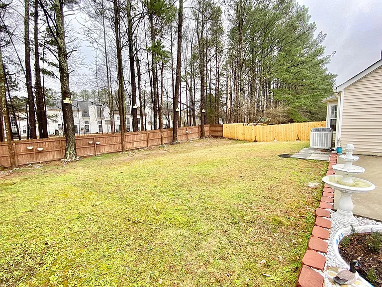 685 Chantress Ct — Photo 19