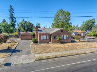295 Clearlake Avenue, Lakeport, CA 95451