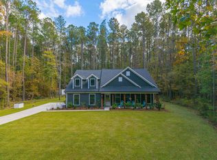 112 Canewood Ln, Ridgeville, SC 29472